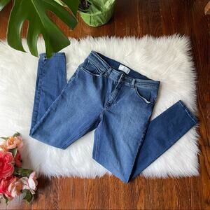 Asos Skinny Jeans Dark Medium Wash Size 31 Length is 32